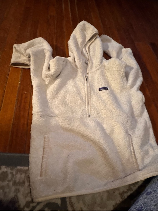 Patagonia Sweaters - Patagonia Fleece Hoodie half zip size large